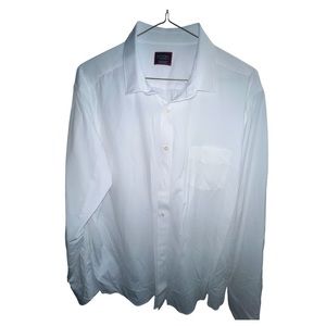 Mens long sleeve UNTUCKit white dress shirt
Size xxl
92% Nylon
